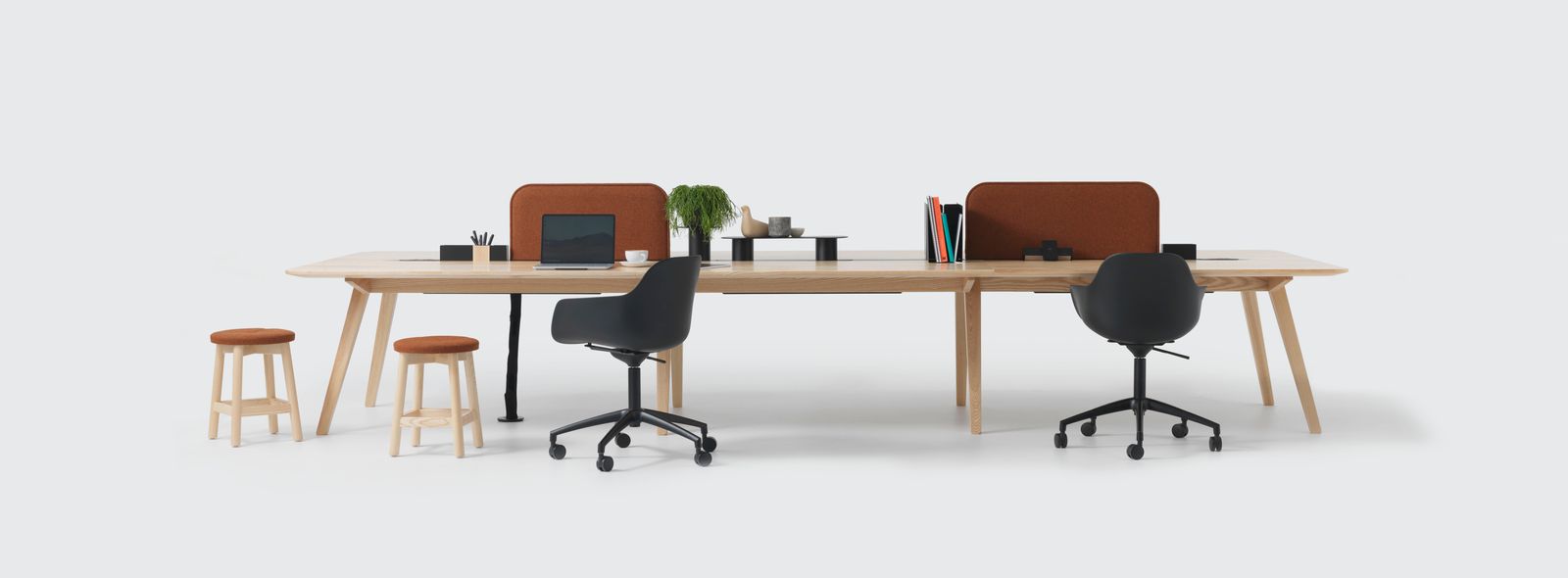 Ikon Worksurface Leg setting hero