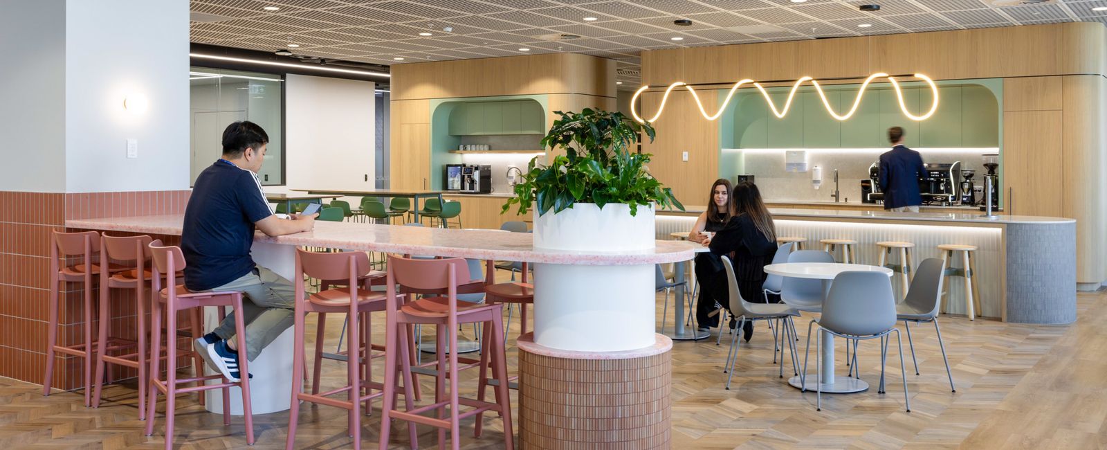 Spark Cachet Harrows Workspace Furniture